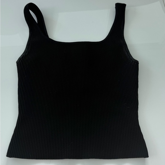 Aritzia Tops - Aritzia Babaton Black Ribbed Camisole